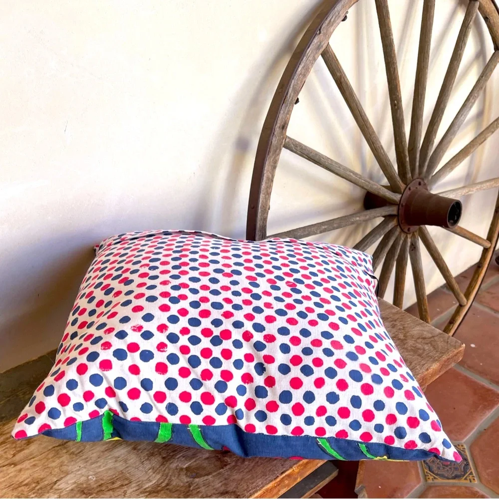 FLORAL POLKADOT DECORATIVE PILLOW Cute Kitchy Boho Cottage 17”x17” NEW w/TAG!!! - Picture 4 of 10